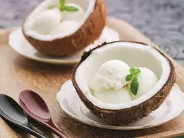 تصویر 2 از بستنی نارگیلی شیرین با طعمی اصیل و لذت بخش